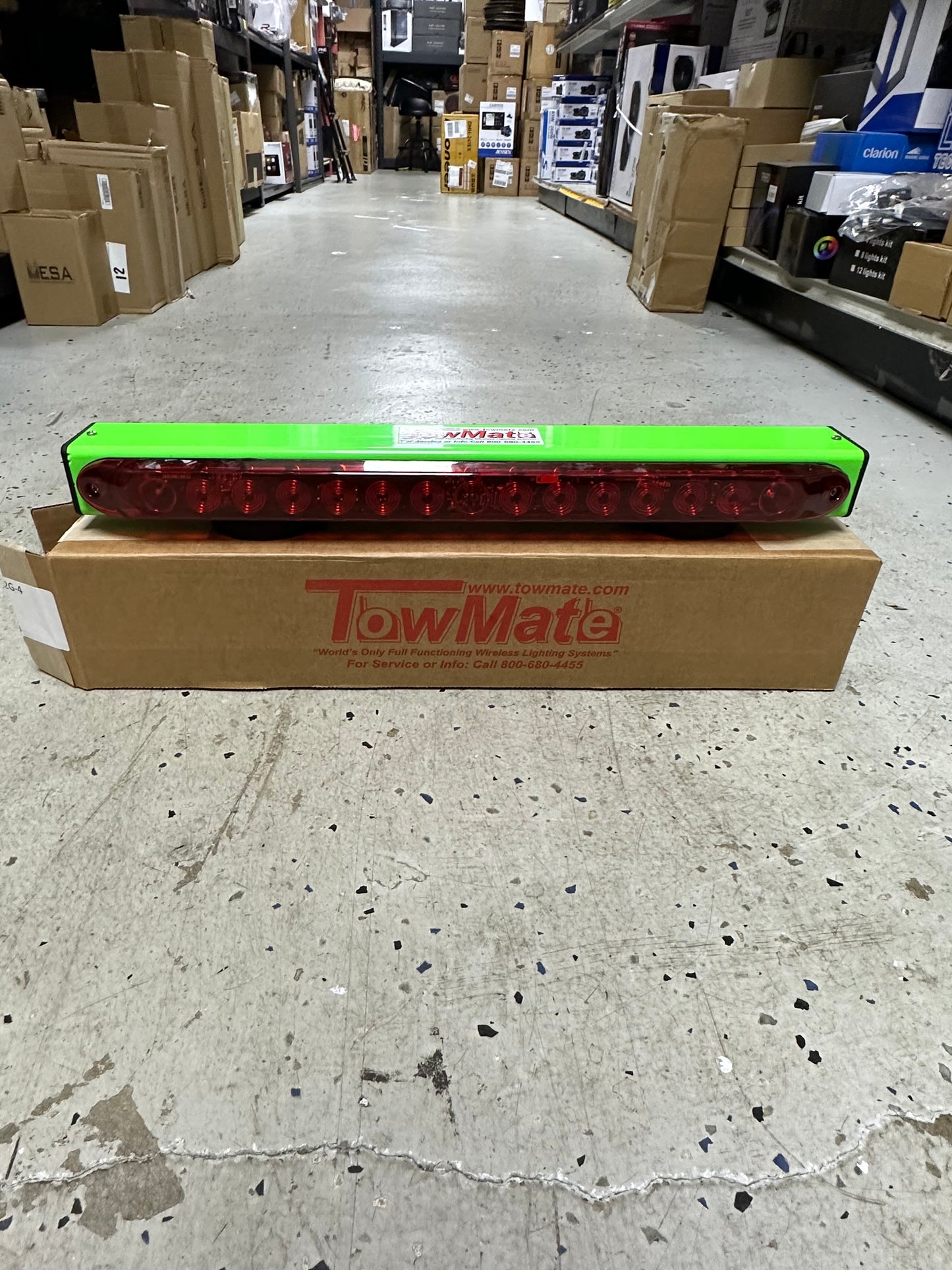 TowMate 22" Wireless Tow Light - Lime with 4 pin transmitter!